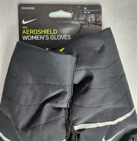 Nike Women's Aeroshield Running Gloves Size Medium 